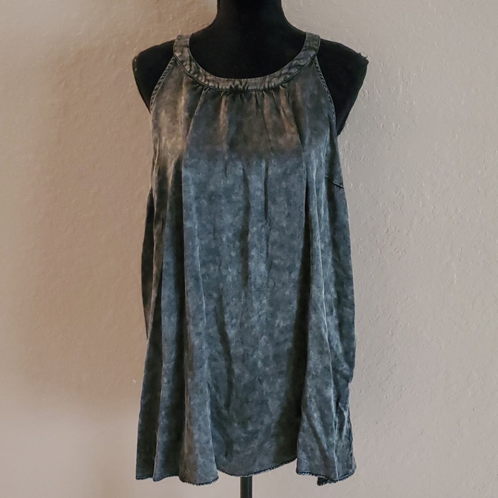 Torrid top size 1